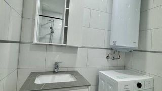 Стилен ДВУСТАЕН апартамент в кв. Христо Смирненски/ С паркомясто! (7)