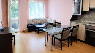 Двустаен Наеми, Колхозен пазар, Варна