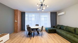 Четиристаен апартамент в ж.к. Кръстова вада (2)