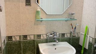 Тристаен апартамент в ж.к. Левски (10)