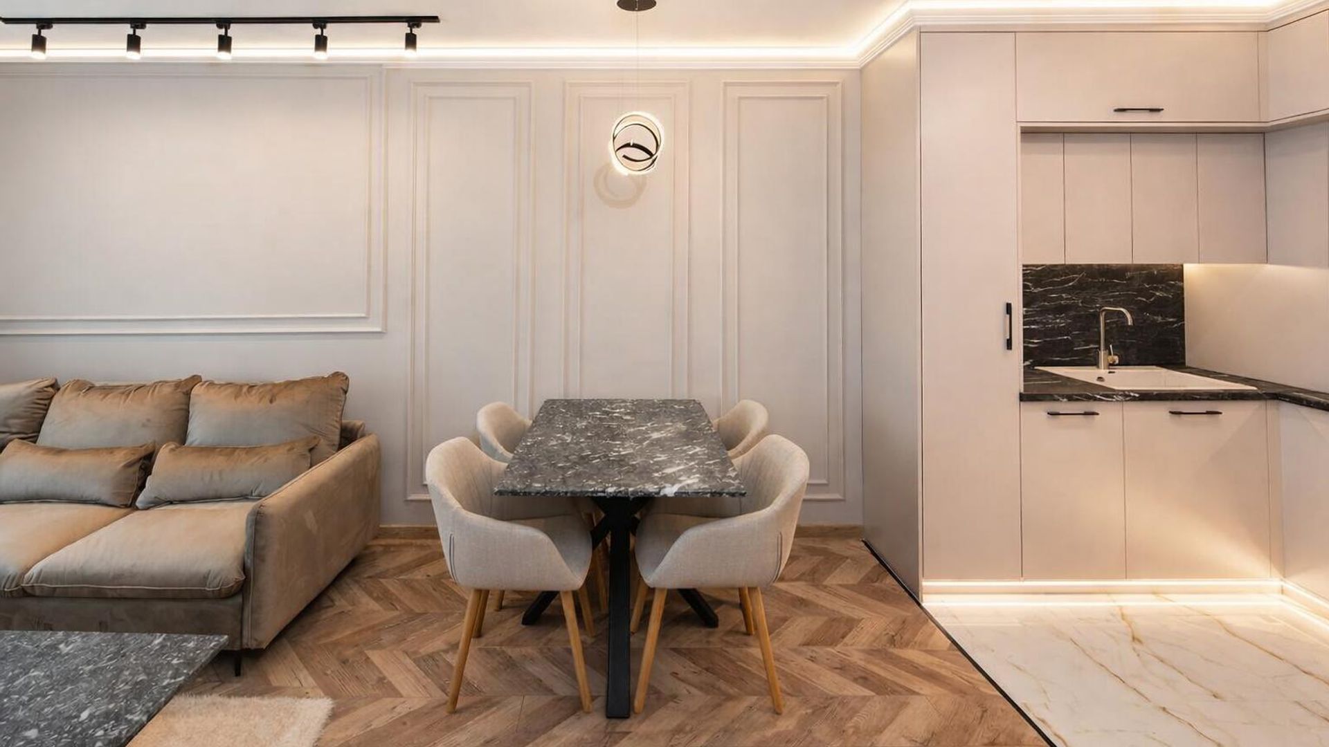 image_1783672682482_05877133269266699.jpg