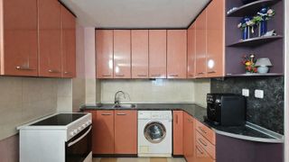 Тристаен апартамент в района на Центъра (7)