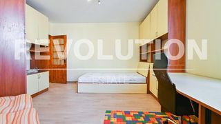 Tres habitaciones Alquileres, Prados del monasterio, Sofía (12)
