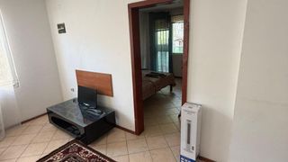 Тристаен апартамент в ж.к. Младост 1.   (2)