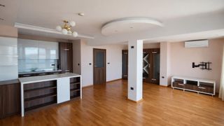 Тристаен апартамент  в гр.Варна, Бриз!  (10)