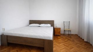 Двустаен апартамент в района на Младежки хълм (6)