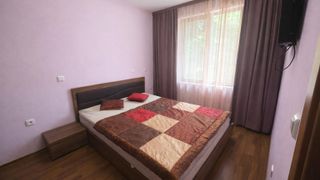 Прекрасен ДВУСТАЕН апартамент в района на Кършияка (5)