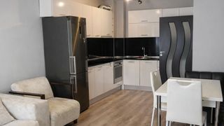 Тристаен апартамент под наем в кв. Южен (7)