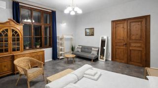 Тристаен апартамент в ТОП Център (5)