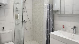 Тристаен Наеми, Бриз, Варна (7)