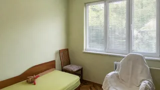 Тристаен Наеми, Стрелбище, София (9)