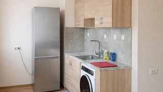 Тристаен апартамент  в гр.Варна, Кайсиева градина!  (2)