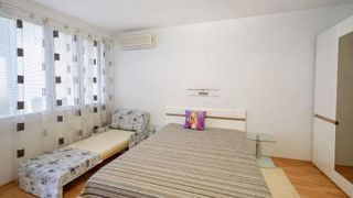 Тристаен Наеми, Спортна зала, Варна (5)