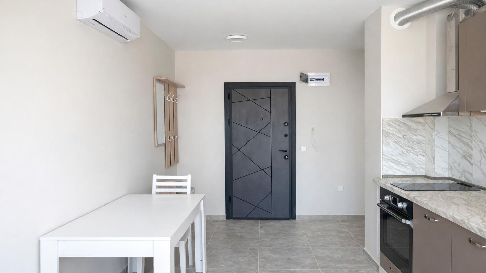 Two-bedroom Rentals, Asparuhovo, Varna – photo 2