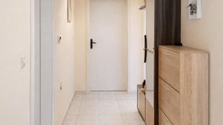 Dreizimmerwohnung Verleih, Warna (6)