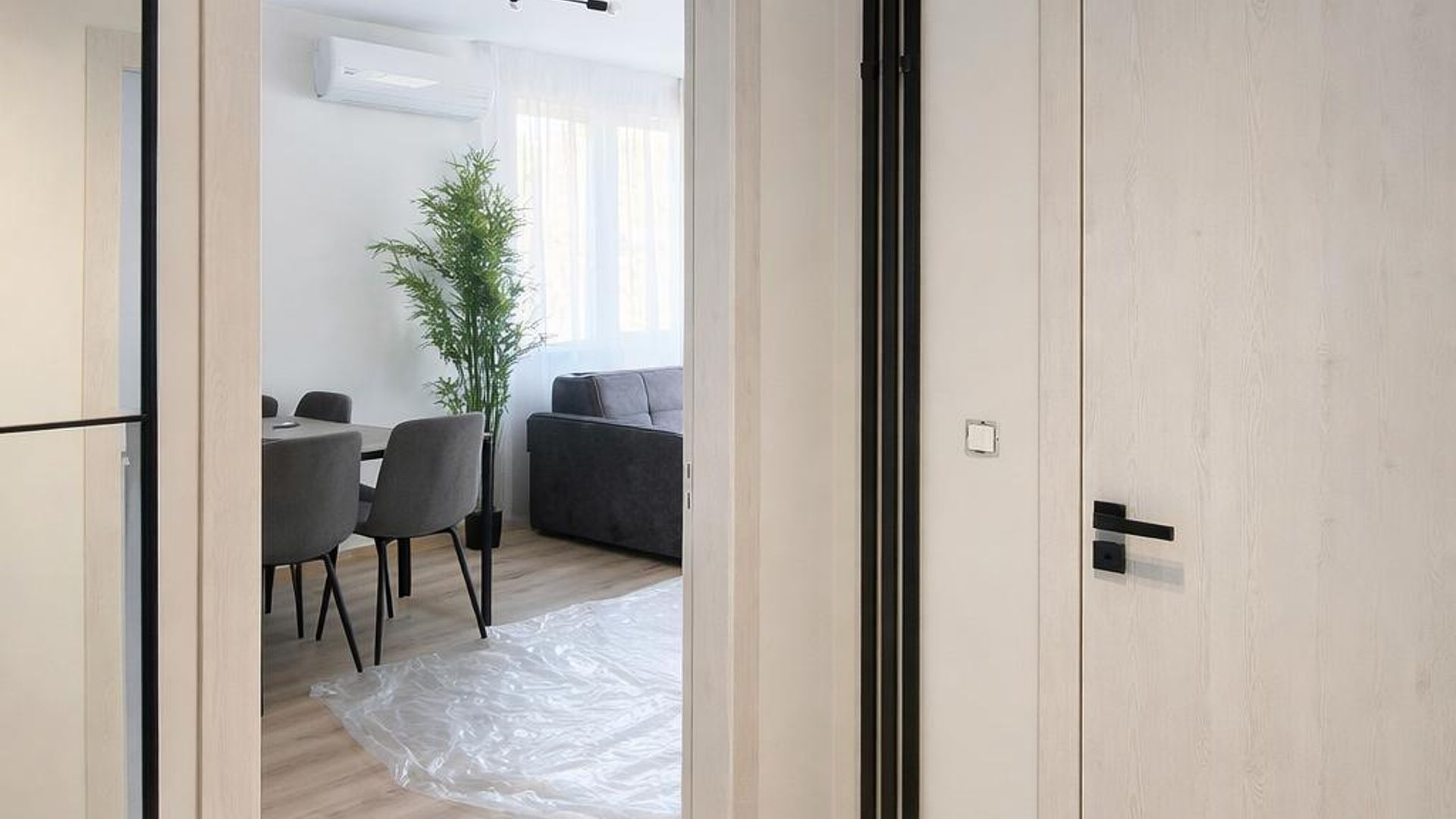image_1784121925725_4256493454172501.jpg