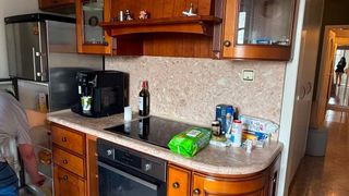 Тристаен Наеми, Хладилника, София (3)