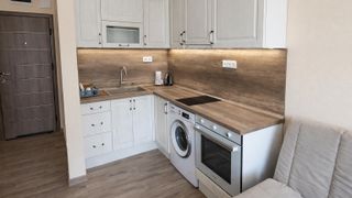Zwei-Zimmer-Wohnung Verleih, Banishora, Sofia (4)