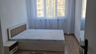Тристаен Наеми, Белите брези, София (6)