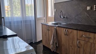 Тристаен Наеми, Белите брези, София (4)