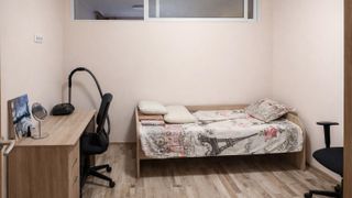 Тристаен Наеми, Студентски град, София (6)