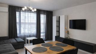 Луксозен ДВУСТАЕН апартамент в кв. Каменица 1 (3)
