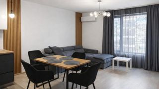 Луксозен ДВУСТАЕН апартамент в кв. Каменица 1 (2)