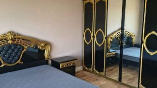 Тристаен Наеми, Студентски град, София (2)