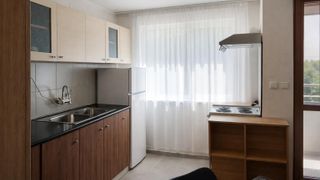 Dreizimmerwohnung Verleih, Center, Warna (3)