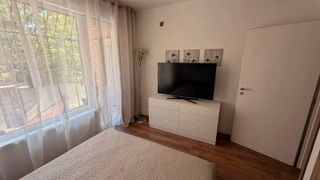 Τρίχωρο Ενοικιάσεις, Το ψυγείο, Σοφία (6)