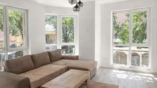 Dreizimmerwohnung Verleih, Kolchosmarkt, Warna (2)