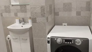 Едностаен Наеми, Гео Милев, София (3)