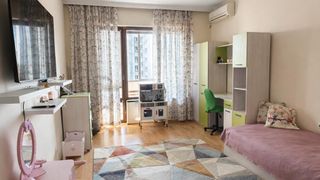 Тристаен Наеми, Център, Варна (6)
