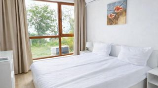 Zwei-Zimmer-Wohnung Verleih, Herr Alen Mak, Warna (4)