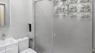 Тристаен Наеми, Възраждане 1, Варна (6)
