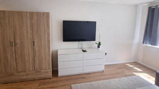 Едностаен Наеми, Младост 3, София (4)