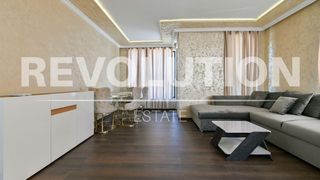 Тристаен апартамент в ж.к. Банишора.  (3)