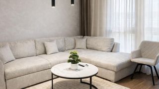 Двустаен Наеми, Христо Смирненски, Пловдив