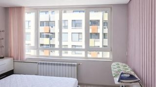 Тристаен Наеми, Възраждане 1, Варна (4)
