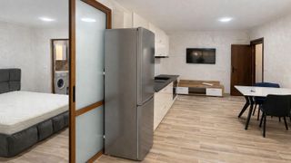 Тристаен Наеми, Бриз, Варна (2)