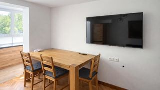 Dreizimmerwohnung Verleih, Warna (3)
