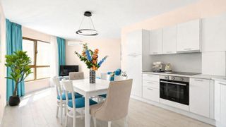 Dreizimmerwohnung Verleih, Herr Alen Mak, Warna (3)