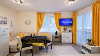 Ein-Zimmer-Zimmer Verleih, Herr Alen Mak, Warna