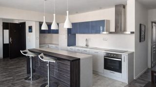 Трехкомнатная Аренда, Куршияка, Пловдив (4)