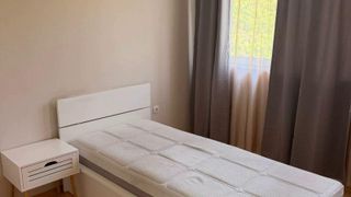 Тристаен Наеми, Младост 2, София (4)