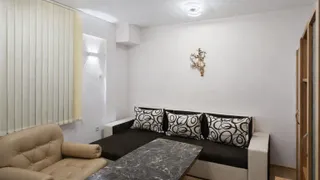 Тристаен Наеми, Гръцка махала, Варна (2)