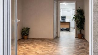Офис  в гр.Варна, Чаталджа!  (5)