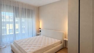 Луксозен ТРИСТАЕН апартамент в кв. Христо Смирненски (3)