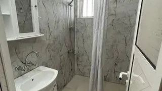 Тристаен Наеми, Стрелбище, София (8)