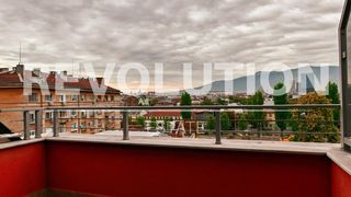 Тристаен апартамент в ж.к. Банишора.  (10)